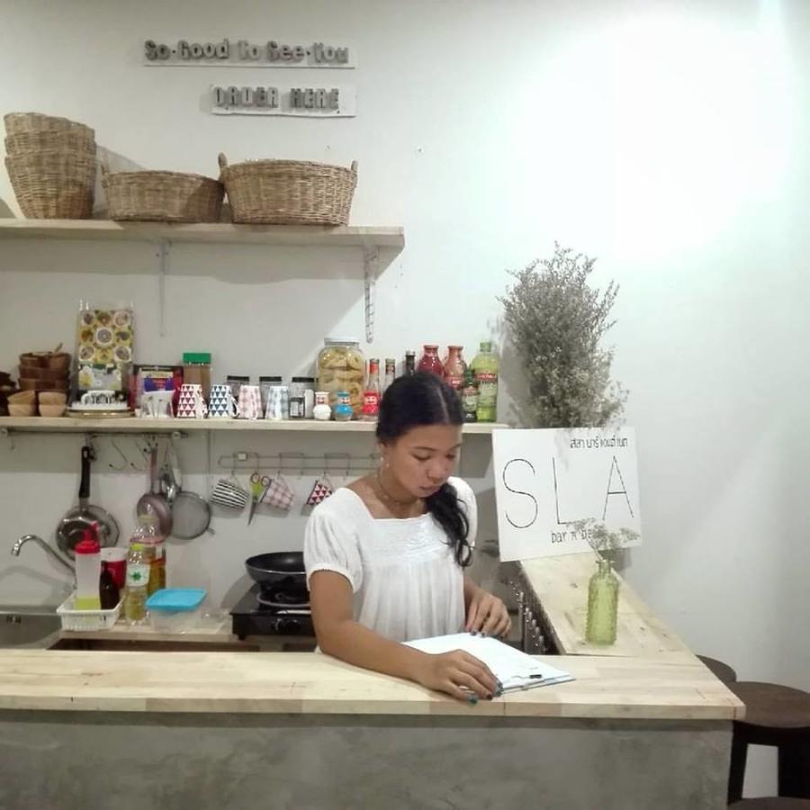 Sla Bar N'Bed Hostel Bangkok Kültér fotó