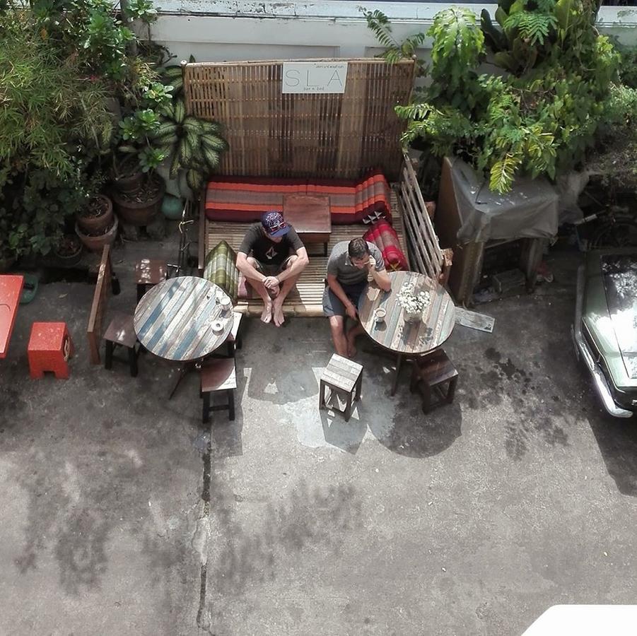 Sla Bar N'Bed Hostel Bangkok Kültér fotó